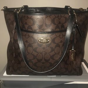 Coach signature tote